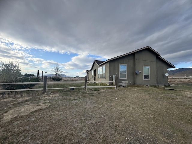 9485 Zaring Ave, Winnemucca, NV 89445 - view of property exterior with a mountain view