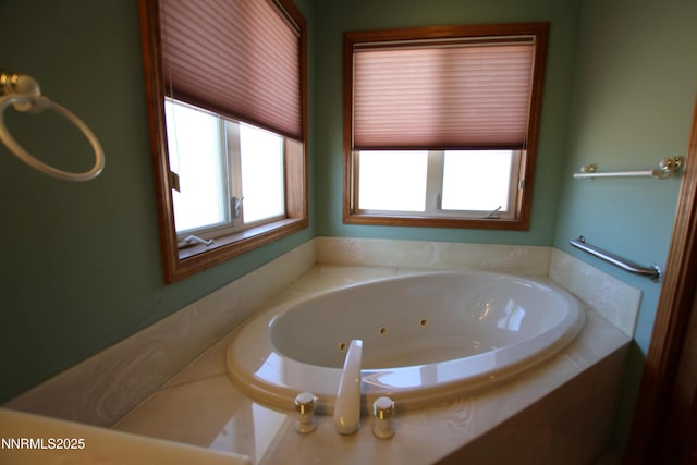 403 Ironwood Ct, Yerington, NV 89447 - bathroom featuring a jetted tub