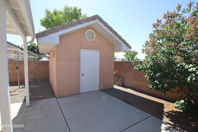 403 Ironwood Ct, Yerington, NV 89447 - fenced backyard with a patio