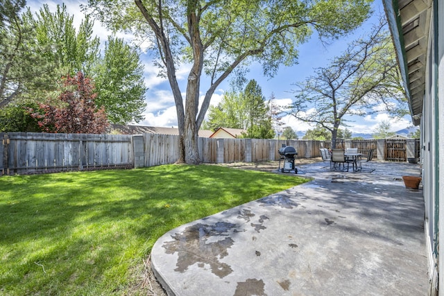 3760 Brant St, Reno, NV 89508 - view of yard featuring a patio area