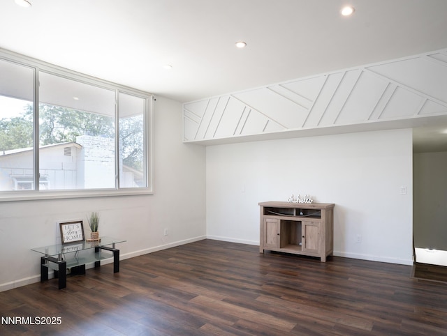 435 Ardmore Dr, Reno, NV 89509 - interior space with dark wood-style flooring, recessed lighting, and baseboards