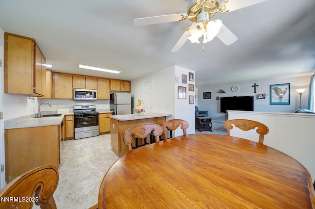 636 Aja Pl, Dayton, NV 89403 - dining space with ceiling fan