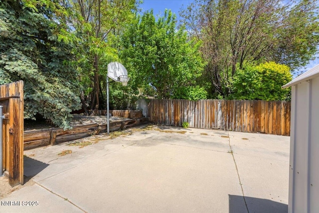 3277 Dartmouth Ct, Carson City, NV 89703 - view of patio