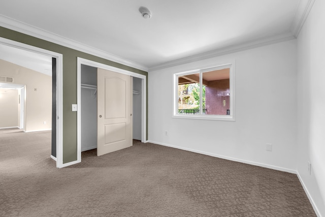6850 Sharlands Ave Unit H2044, Reno, NV 89523 - unfurnished bedroom featuring carpet flooring, ornamental molding, a closet, and baseboards