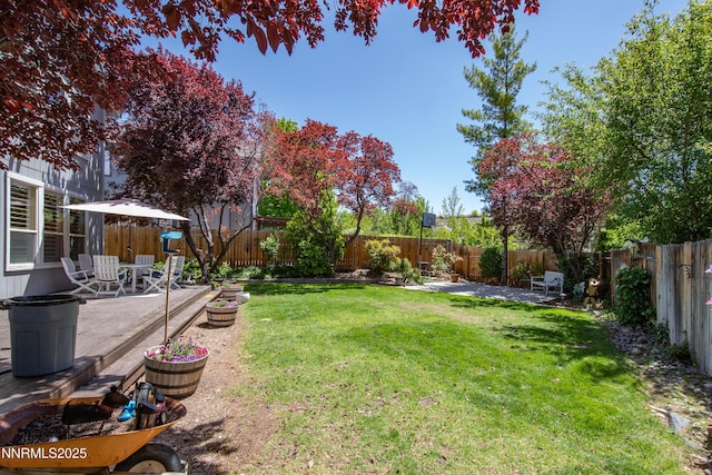 1635 Black Oak Rd, Sparks, NV 89436 - view of yard featuring a patio