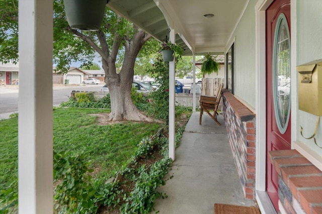 410 Pheasant Dr, Fallon, NV 89406 - view of covered porch