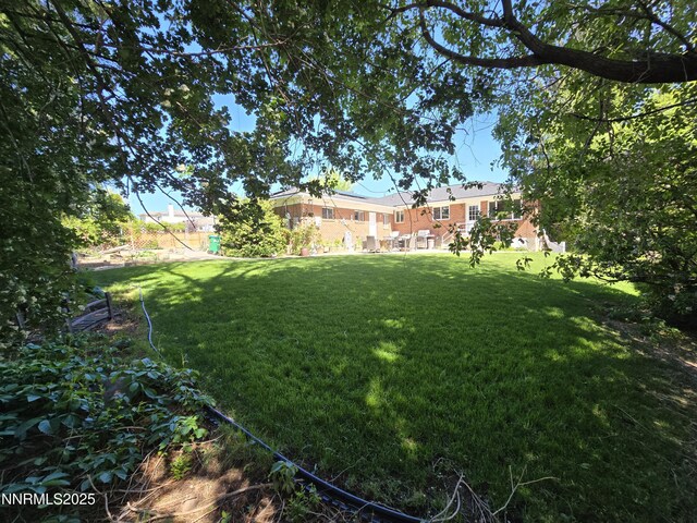 1290 Westwood Dr, Reno, NV 89509 - view of grassy yard