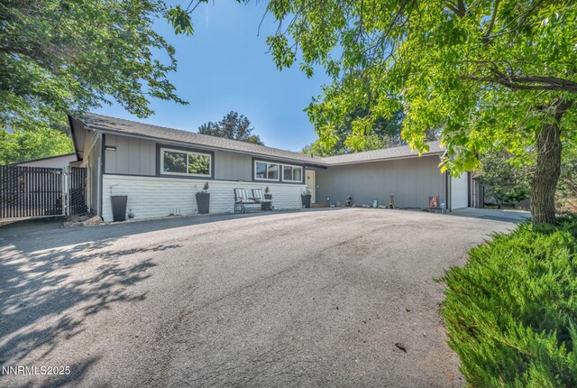 3690 Sleepy Hollow Dr, Reno, NV 89502 - photo 2