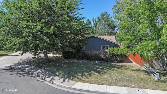1095 Maplewood Dr, Reno, NV 89509 - photo 3
