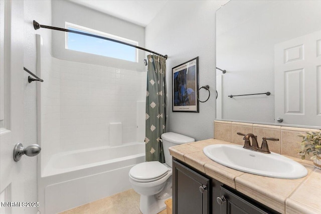 2349 Dodge Dr, Sparks, NV 89436 - bathroom featuring toilet, shower / bathtub combination with curtain, vanity, and decorative backsplash