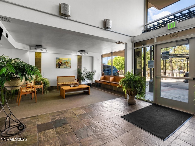 280 Island Ave Unit 302, Reno, NV 89501 - community lobby featuring a towering ceiling