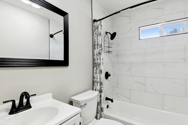 495 Margrave Dr, Reno, NV 89502 - full bathroom featuring toilet, shower / bath combination with curtain, and vanity