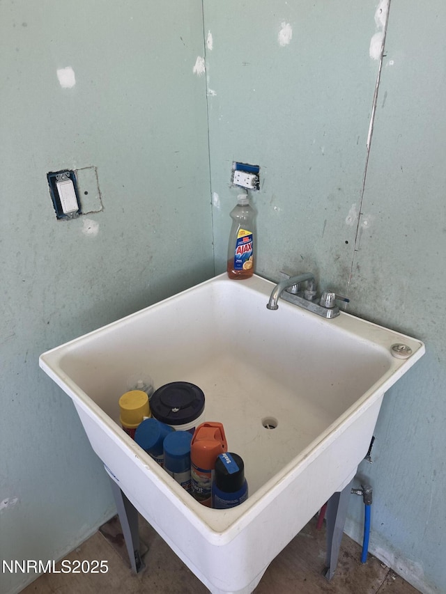 2068 NE Sierra Vista Dr, Tonopah, NV 89049 - detailed view