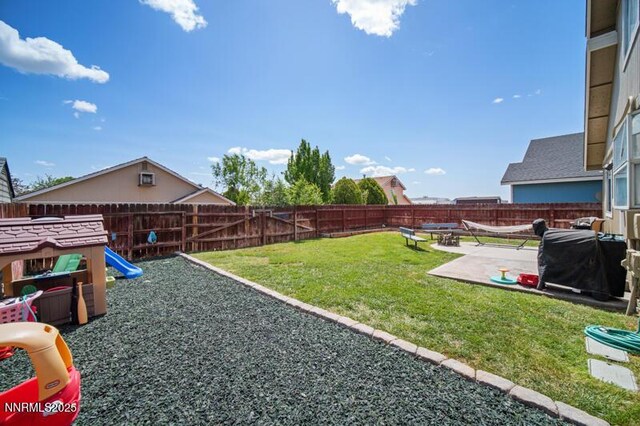1061 Aimee Ln, Fallon, NV 89406 - view of yard with a patio area