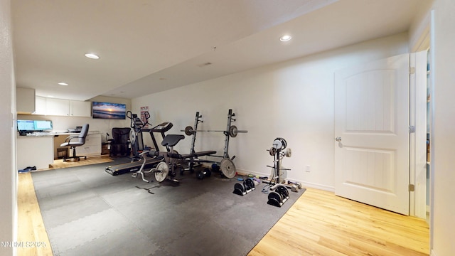5895 Brooke Dr, Winnemucca, NV 89445 - workout area featuring recessed lighting, wood finished floors, and baseboards