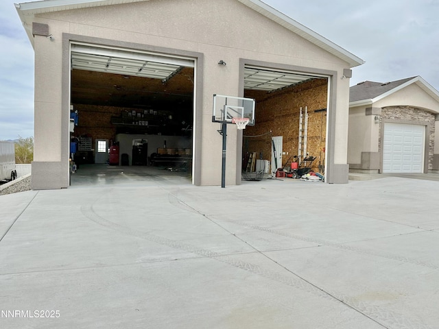 5895 Brooke Dr, Winnemucca, NV 89445 - view of garage