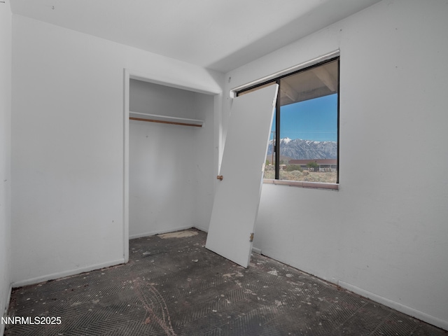 639 Mustang Ln, Gardnerville, NV 89410 - unfurnished bedroom with a closet