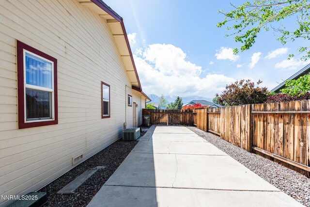 765 Sunnyside Ct, Gardnerville, NV 89460 - photo 4