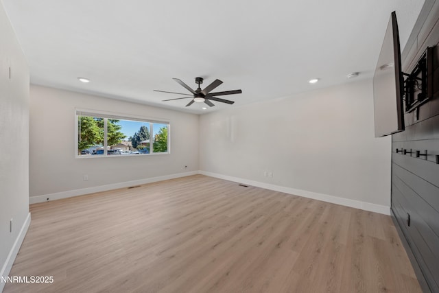 583 Marta Way, Reno, NV 89503 - empty room featuring a ceiling fan, light wood-style flooring, recessed lighting, baseboards, and a smoke detector
