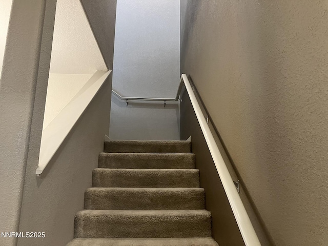 5619 Crescent Hill Way, Sparks, NV 89436 - view of staircase
