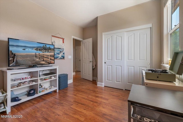 400 Sondrio Ct, Reno, NV 89521 - living area featuring wood finished floors and baseboards