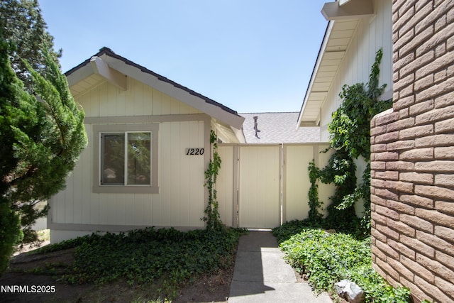 1220 Conway Ln, Reno, NV 89503 - view of home's exterior