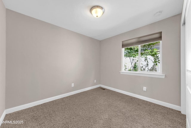 1220 Conway Ln, Reno, NV 89503 - empty room featuring carpet floors and a smoke detector