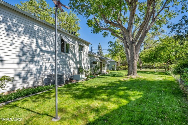 895 Stoker Ave, Reno, NV 89503 - photo 12