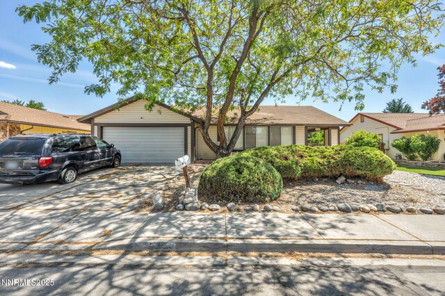 3553 Willowdale Dr, Sparks, NV 89434 - photo 1