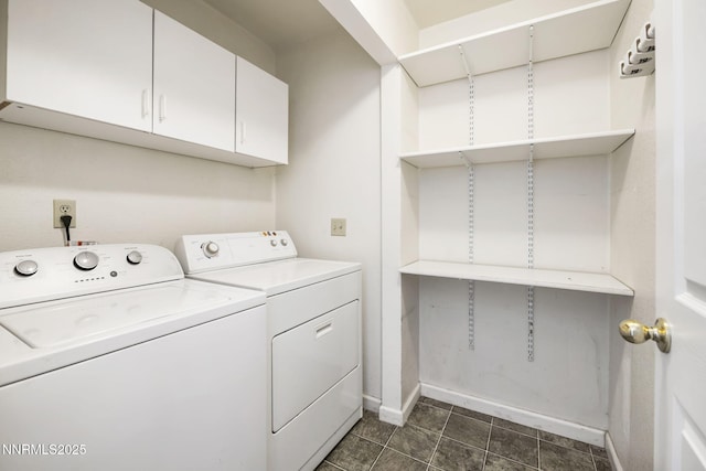 103 Woodlake Ct, Dayton, NV 89403 - laundry area with washing machine and clothes dryer, cabinet space, and baseboards