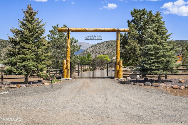 2607 Bowers Rd, Gardnerville, NV 89410 - gate featuring a mountain view
