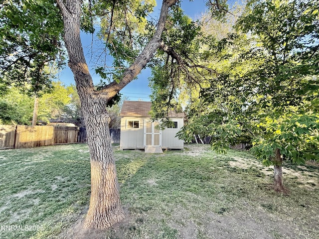 3100 Pine Ln, Carson City, NV 89706 - view of yard