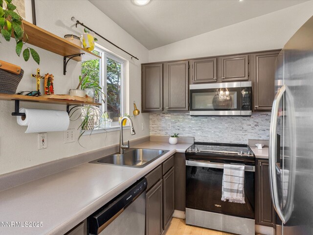 6485 Oneida Ct, Sun Valley, NV 89433 - photo 11