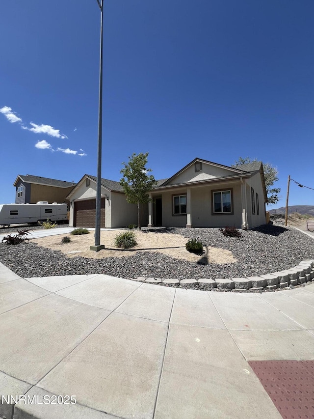 576 Country Hollow Dr, Fernley, NV 89408 - photo 2