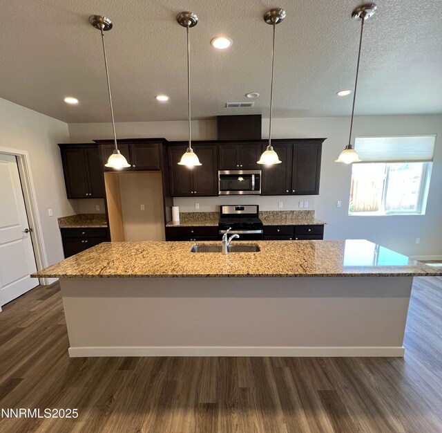 576 Country Hollow Dr, Fernley, NV 89408 - photo 9