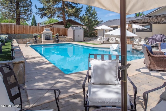 5000 Saint Andrews Dr, Reno, NV 89502 - view of swimming pool with a patio area and a fenced backyard