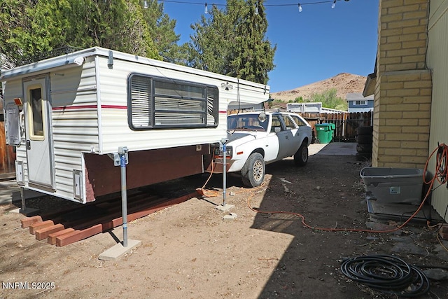 3191 Crescent Ct, Sparks, NV 89431 - view of side of home featuring a mountain view