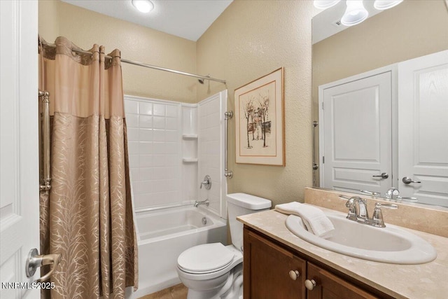 1605 W Del Webb Pkwy, Reno, NV 89523 - full bath featuring shower / bathtub combination with curtain, vanity, toilet, and a textured wall
