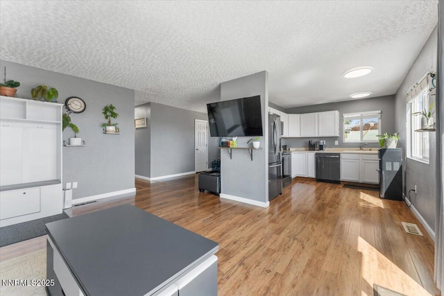 7690 Essex Way, Reno, NV 89506 - photo 8