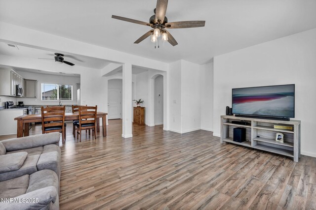 234 Red Oak Dr, Fernley, NV 89408 - photo 5