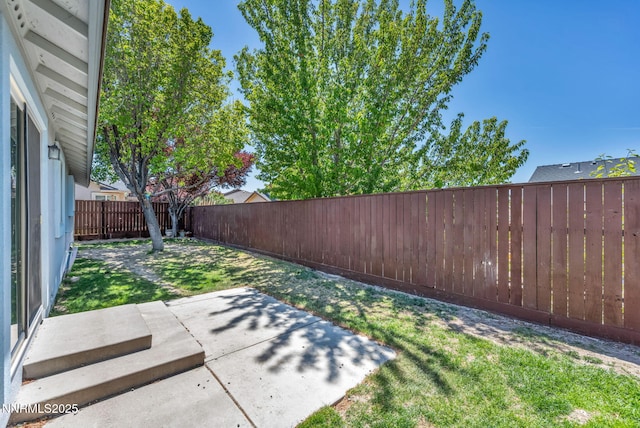 753 Divot Dr, Fernley, NV 89408 - view of yard featuring a patio
