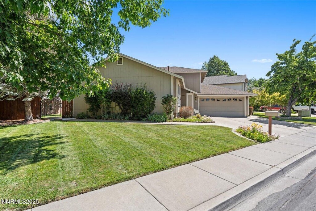 4492 Trenton Ct, Sparks, NV 89436 - photo 1