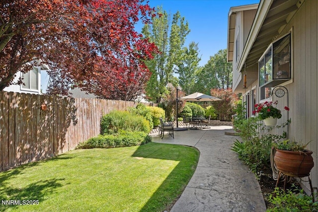 4492 Trenton Ct, Sparks, NV 89436 - fenced backyard with a patio