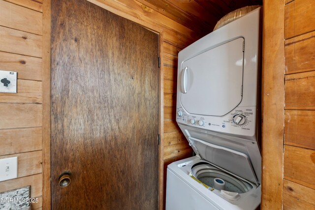 340 Quaking Aspen Ln # C, Stateline, NV 89449 - laundry room featuring estacked washer and dryer and wood ceiling