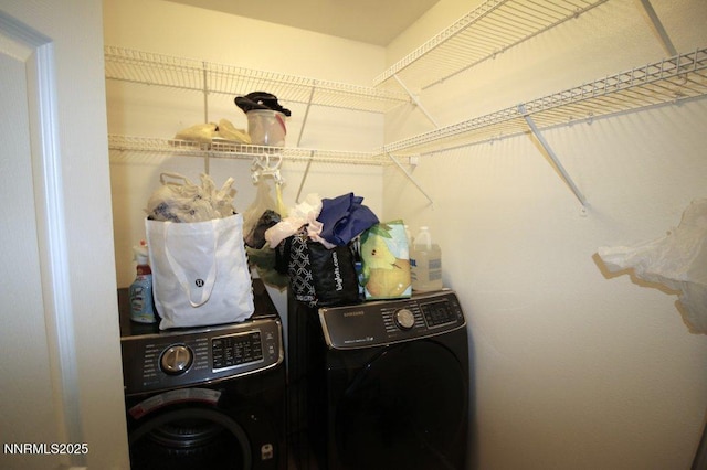 7378 Silver Dawn Dr, Reno, NV 89506 - laundry area with washer and clothes dryer