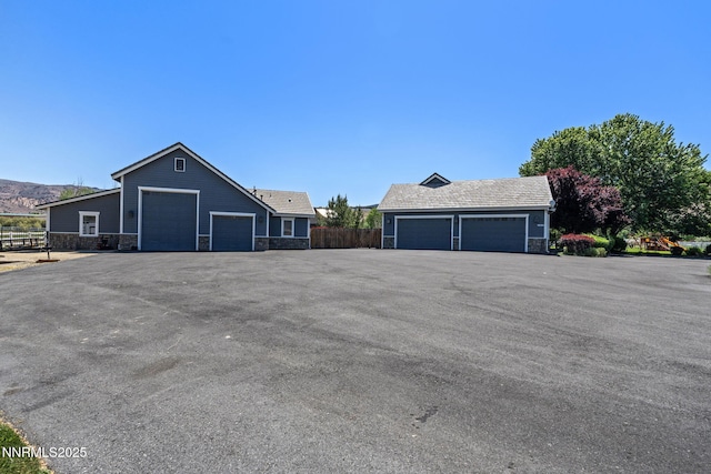1020 N Cantlon Ln, Reno, NV 89521 - view of front facade featuring stone siding