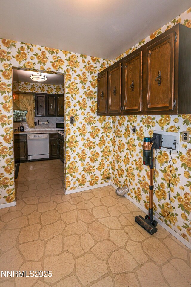 411 Pearl St, Yerington, NV 89447 - photo 16