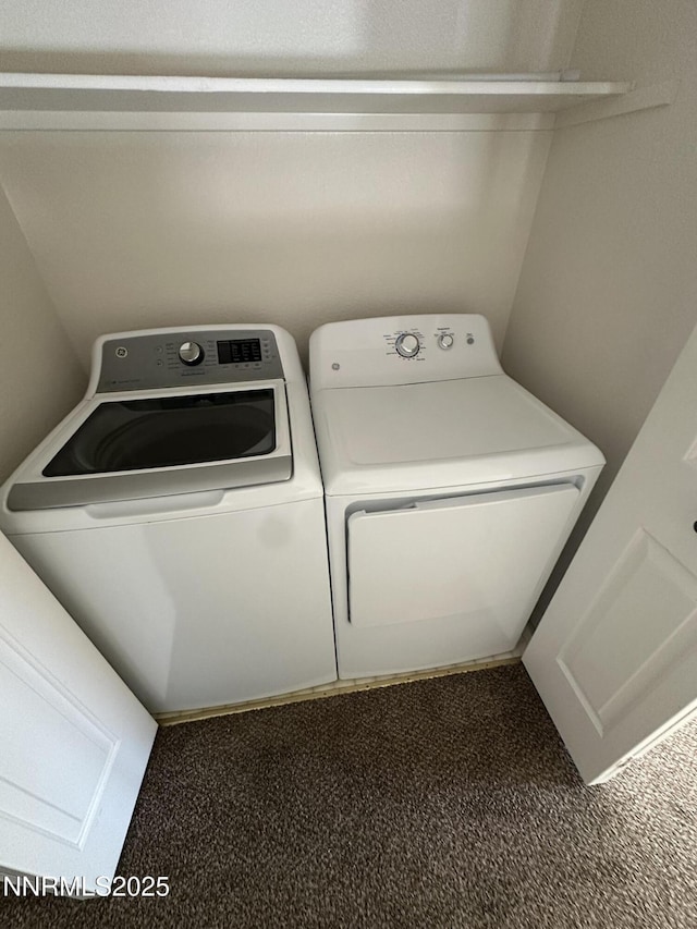4748 Cedarhill Ln, Reno, NV 89519 - laundry area featuring independent washer and dryer and carpet