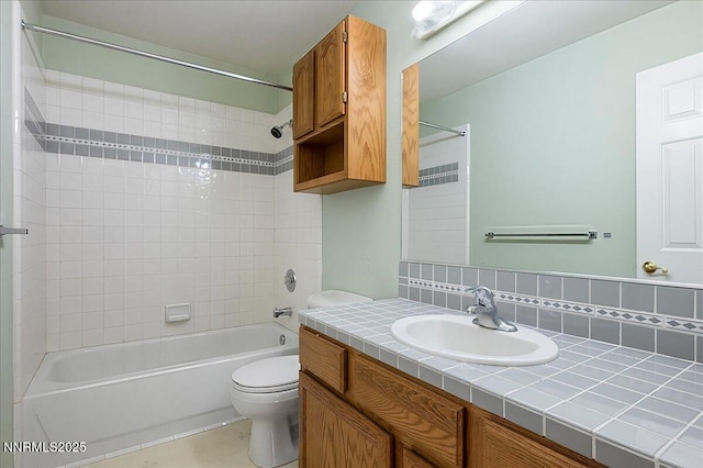1290 Saddlehorn Ct, Minden, NV 89423 - full bathroom featuring vanity, bathing tub / shower combination, and decorative backsplash