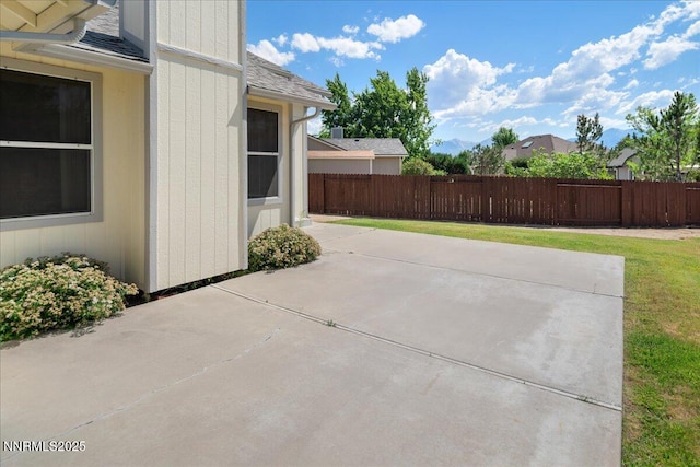 1290 Saddlehorn Ct, Minden, NV 89423 - view of patio / terrace